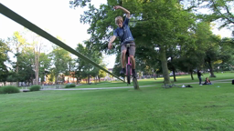 SlacklineUnicycling